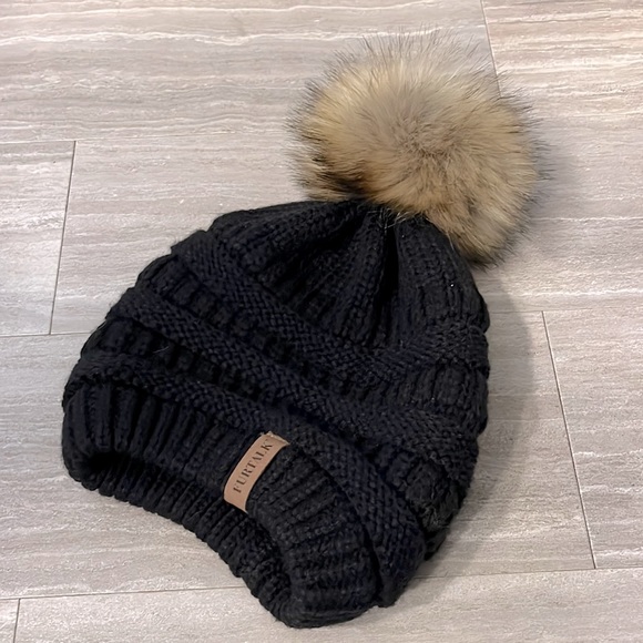 Fur Pom Pom Knit Beanie - Picture 2 of 7